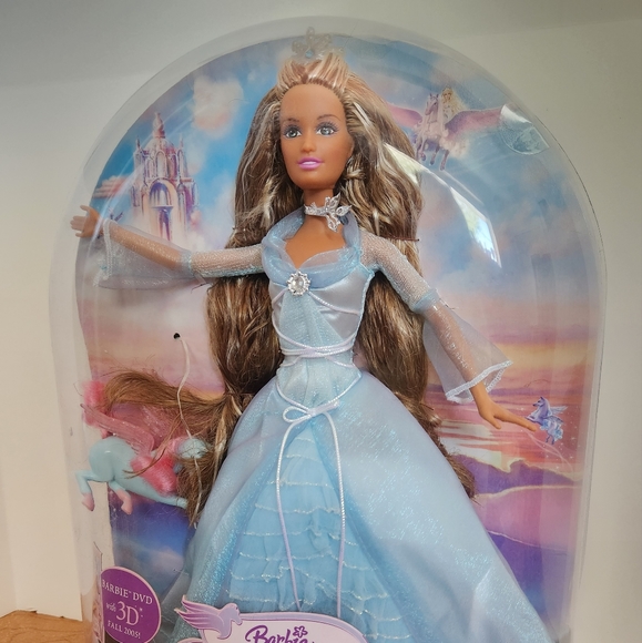 Barbie Magic of Pegasus Rayla Cloud Queen NIB - Picture 1 of 1